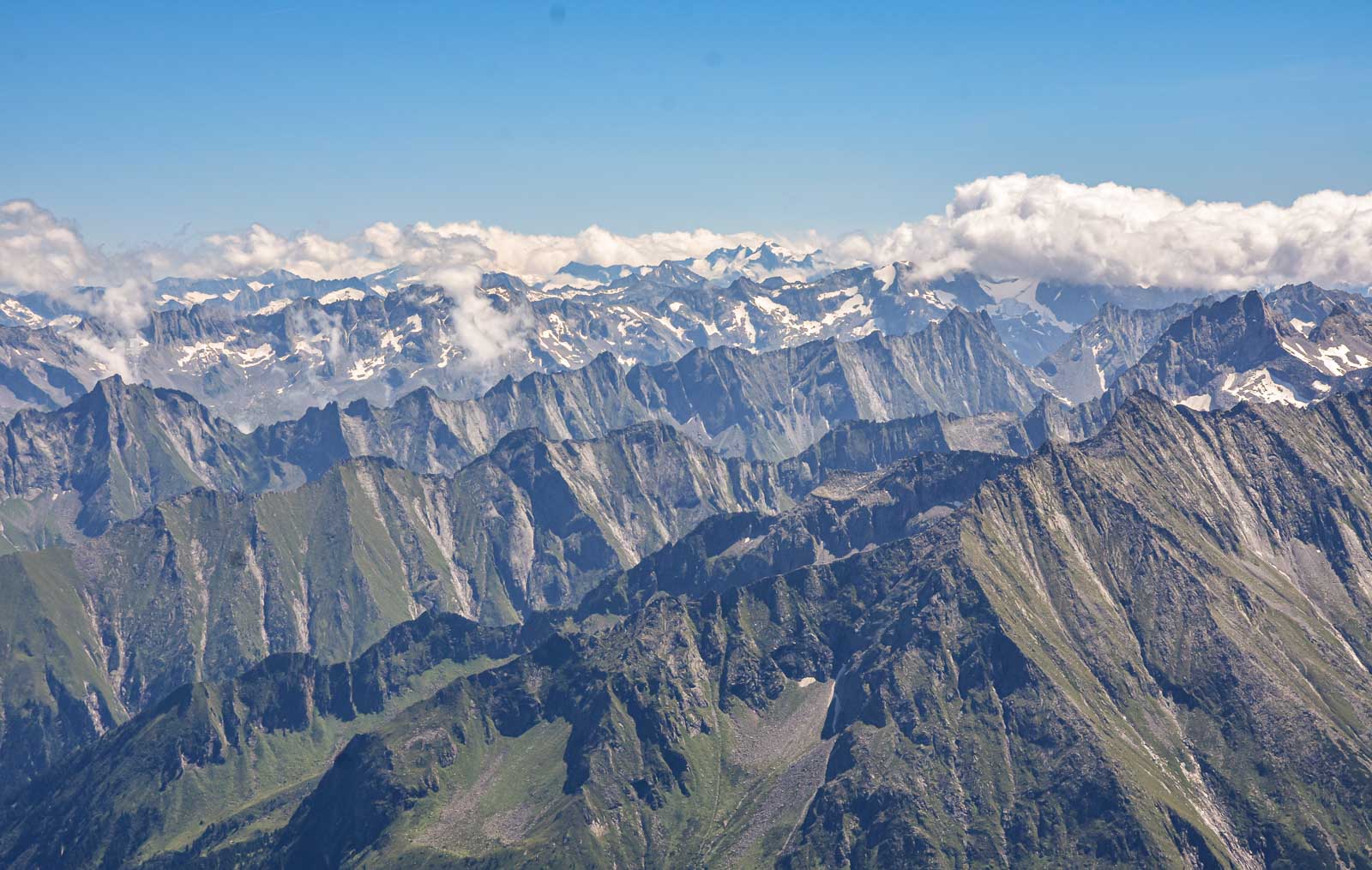 Les montagnes du Zillertal, dans les Alpes autrichiennes